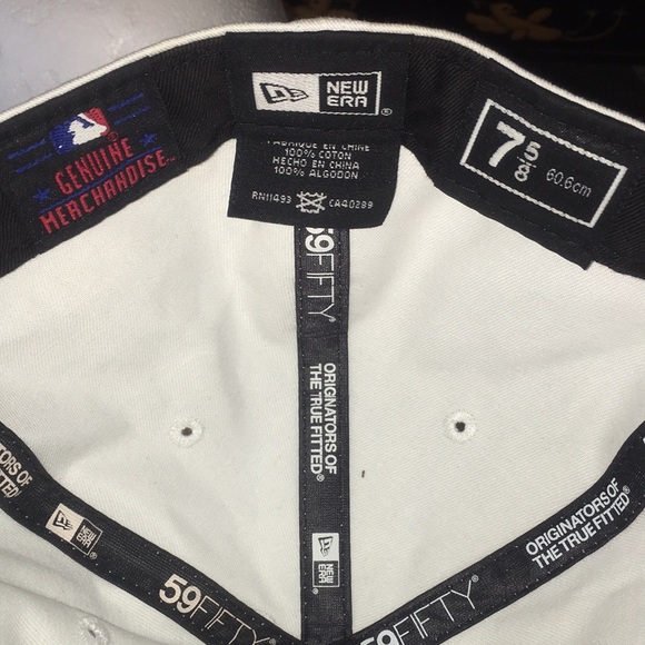 Hat - Picture 4 of 5